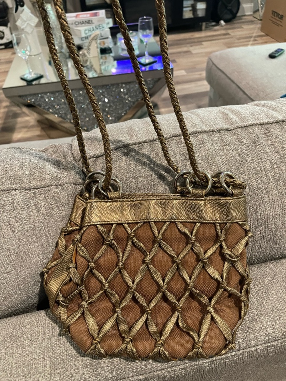 Vintage Braided Net Shoulder Bag in Brown and Gold - Picture 4 of 4